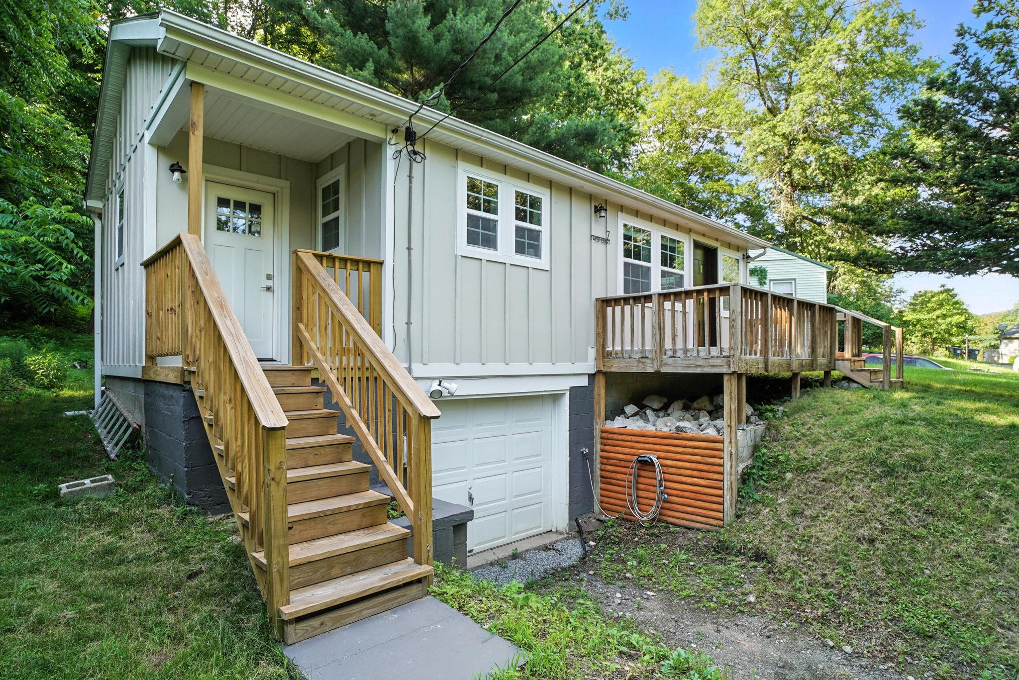 7 Fayer Court