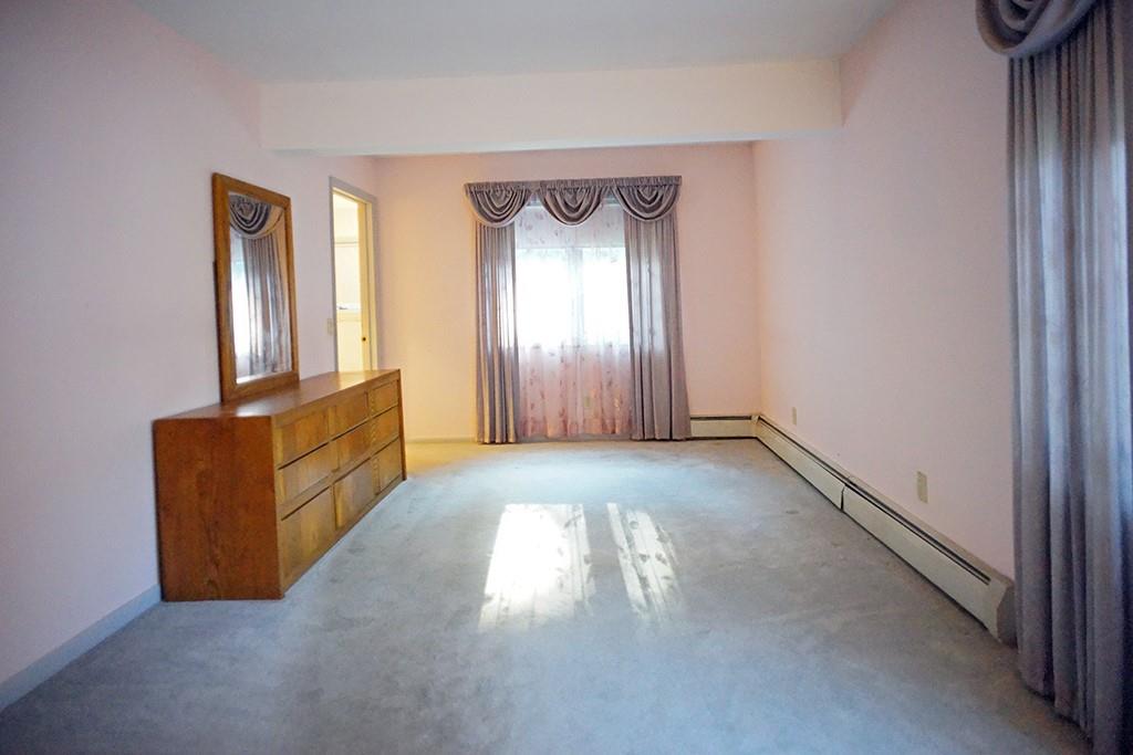 Poughkeepsie, New York 12601, United States, 3 Bedrooms Bedrooms, ,3 BathroomsBathrooms,Residential,Active,183175