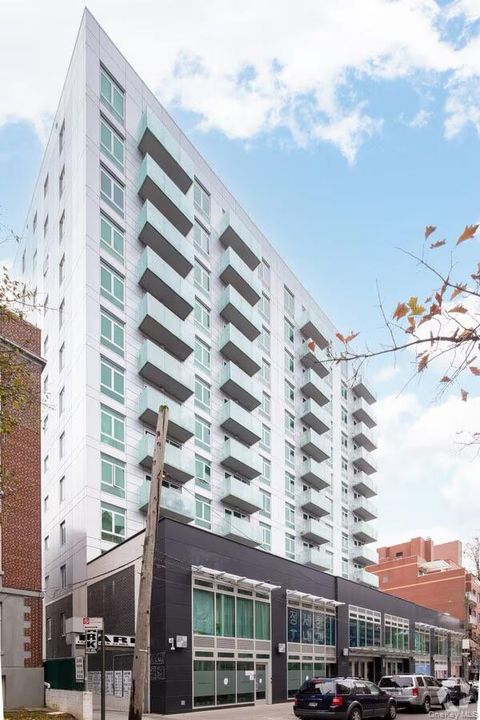 142-38 37th Avenue 2C Flushing NY 11354