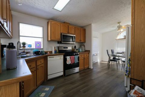 Mobile Home For Sale - 20 Oak St St<br/> Sullivan County, Wurtsboro, NY 12790