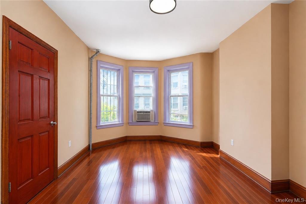 82 Kermit Place