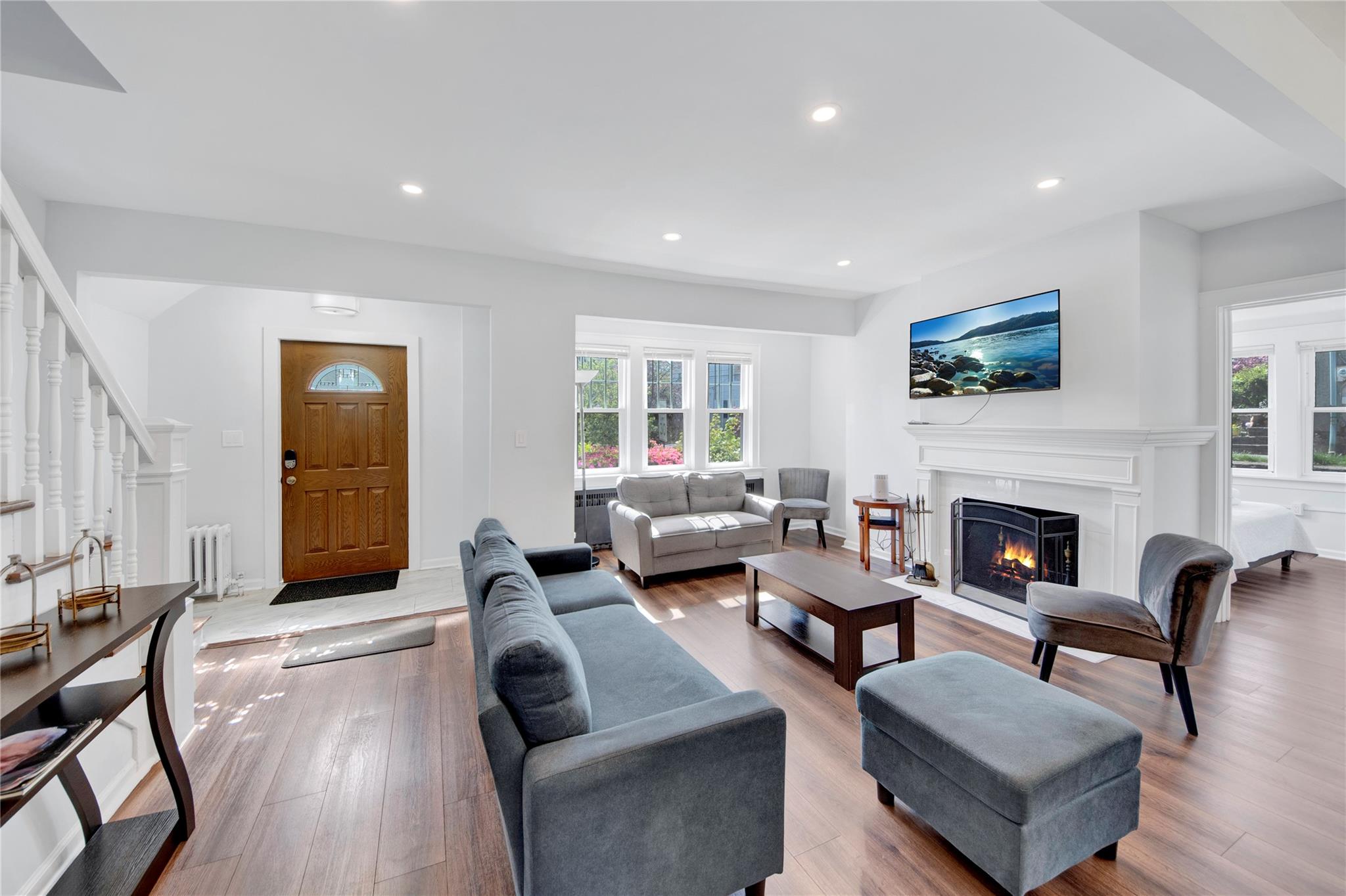 26 Alta Drive, Mount Vernon, New York image 6