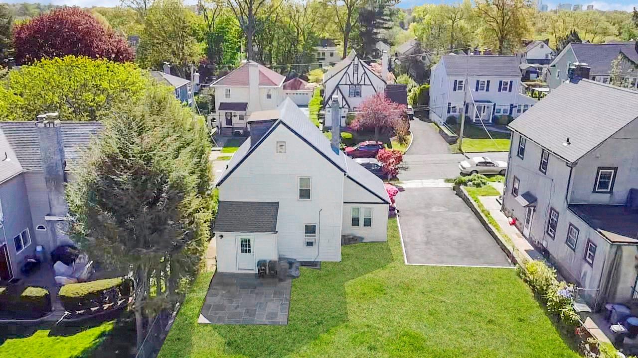 26 Alta Drive, Mount Vernon, New York image 35