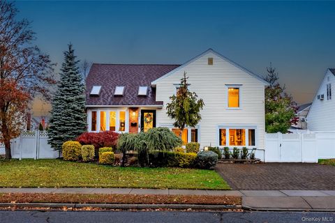 3641 Sarah Drive Wantagh NY 11793