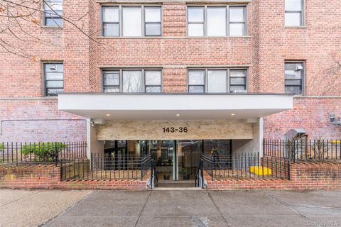 143-36 Barclay Avenue 1H Flushing NY 11355