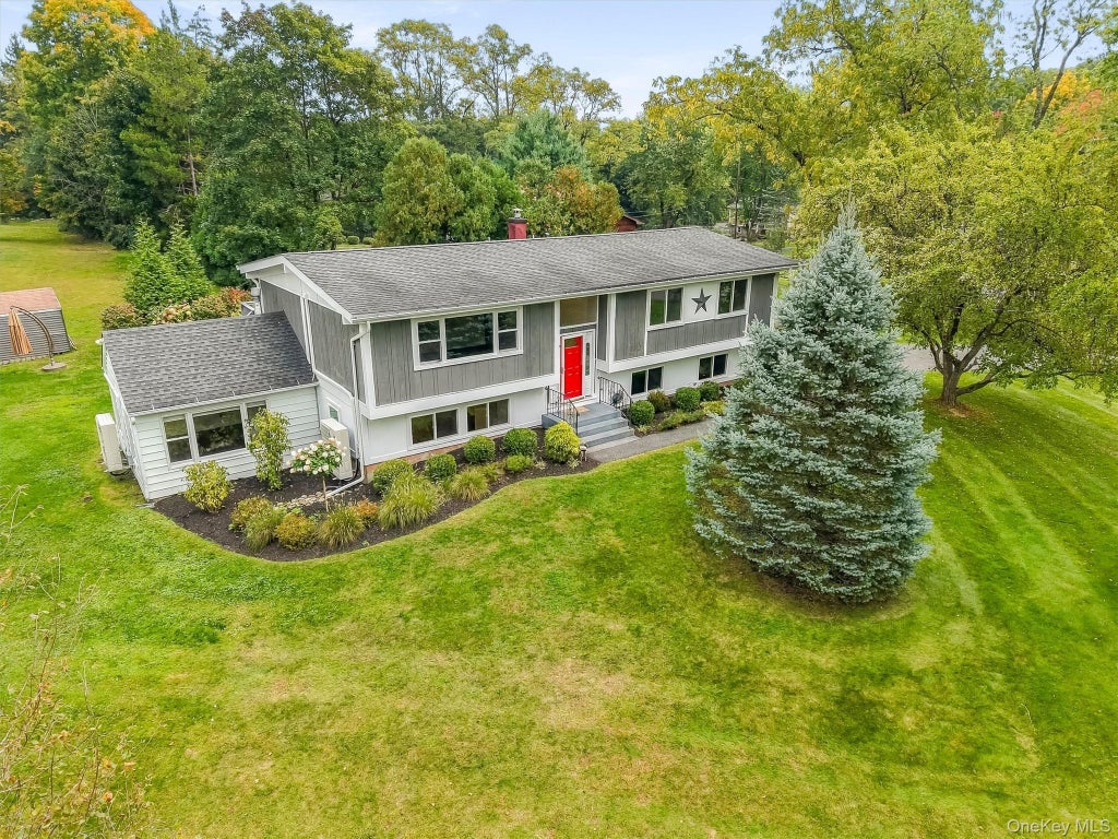 Photo of 152 California Road, Yorktown Heights, NY 10598 (MLS # 1058836)