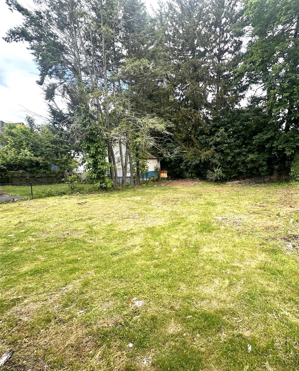 Poughkeepsie, New York 12601, United States, 3 Bedrooms Bedrooms, ,1 BathroomBathrooms,Residential,Active,137907