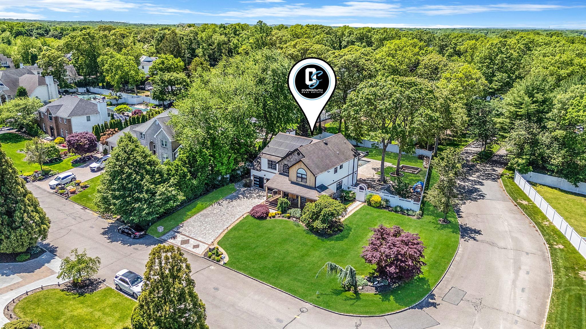 8 Hamilton Place, Lake Grove, New York image 42