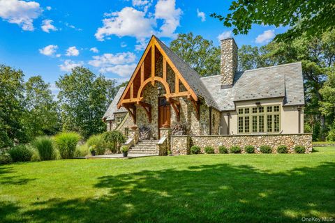 3 Blueberry Hill Northport NY 11768