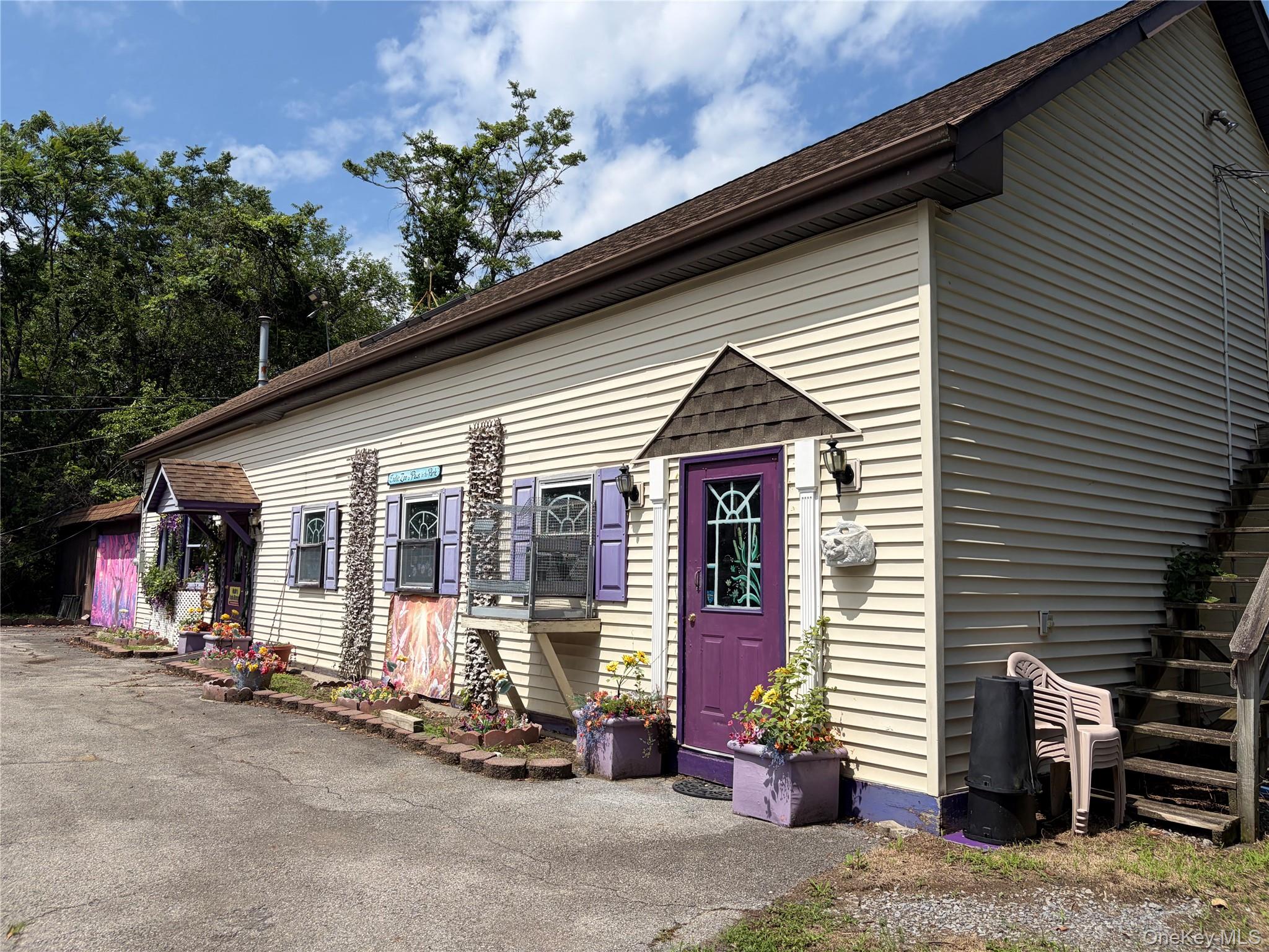 48 Maple Avenue