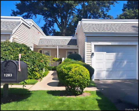 Condo For Sale - 1203 Cabot Court<br/> Saint James, NY 11780