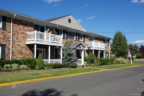 Photo of 198 Lakeland Avenue #F-8, Sayville, NY 11782 (MLS # 1046931)