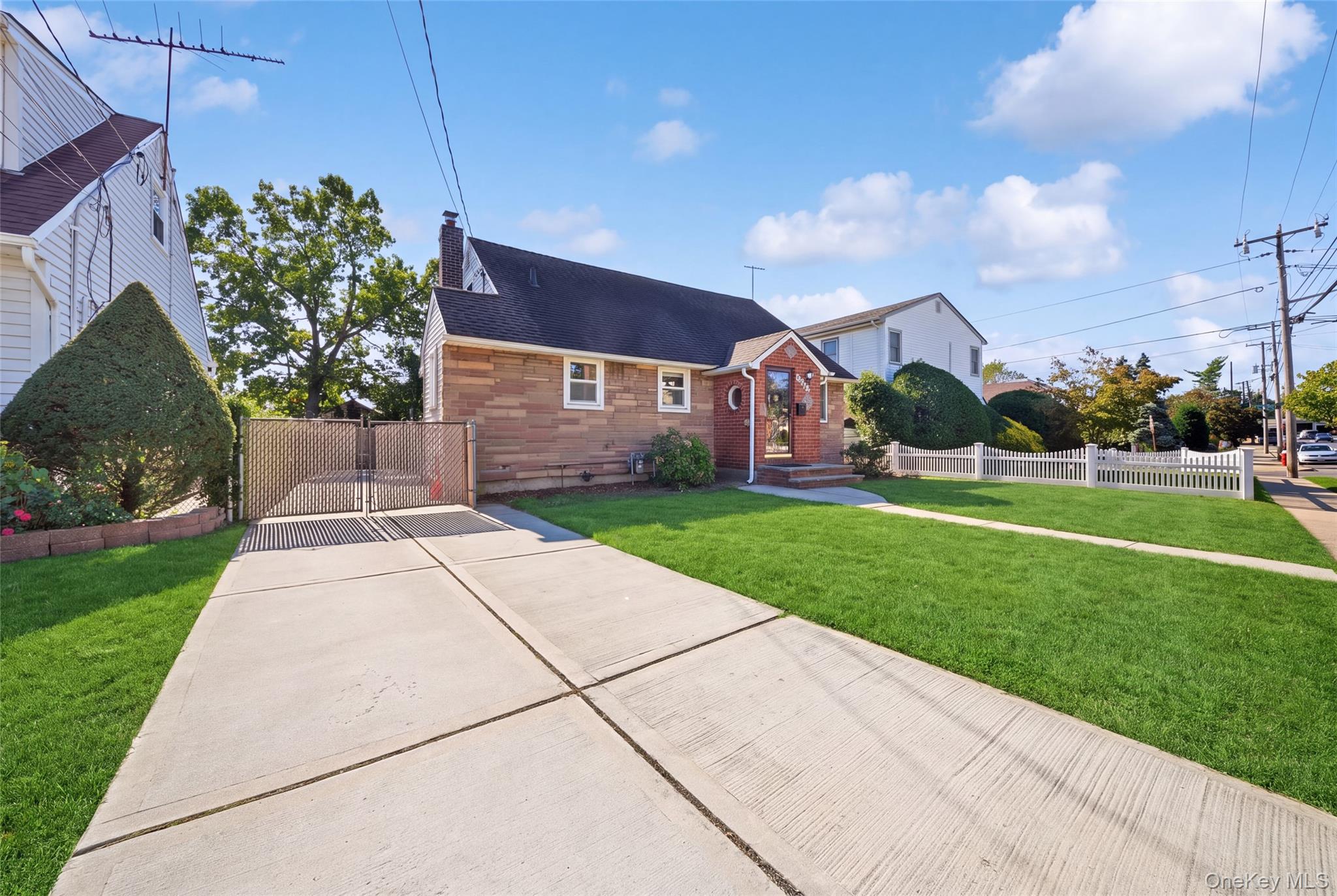 398 Hendrickson Avenue
