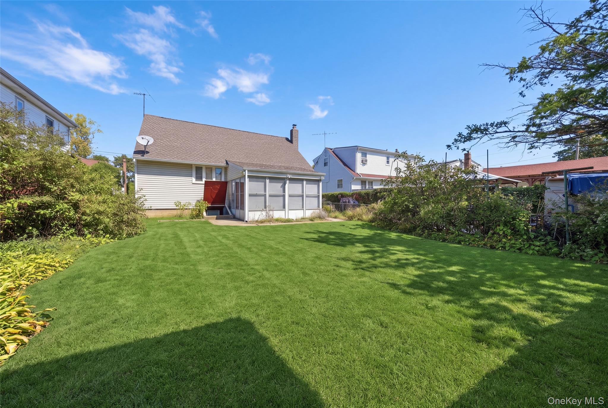 398 Hendrickson Avenue