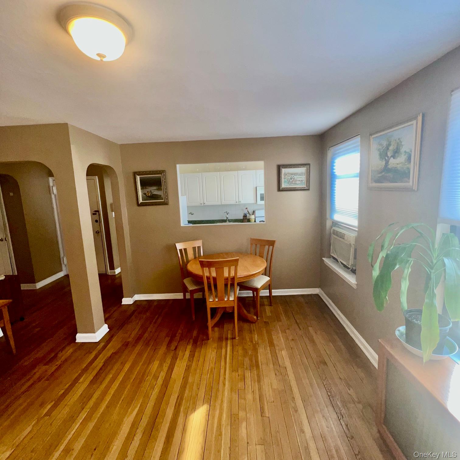 204 Richbell Road B4