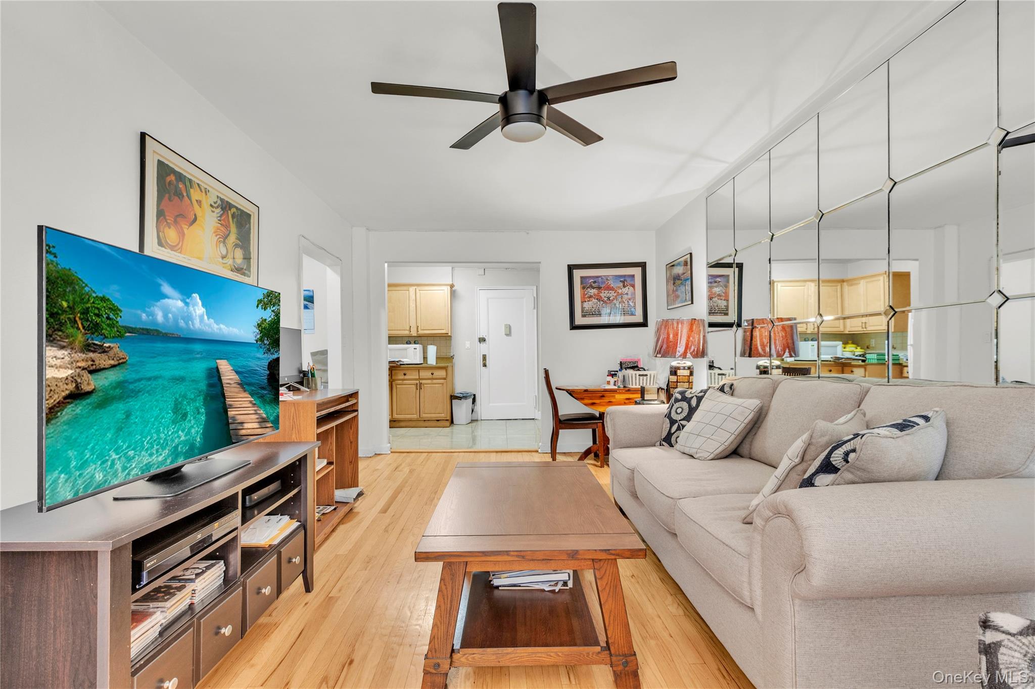 505 E Lincoln Avenue E-214