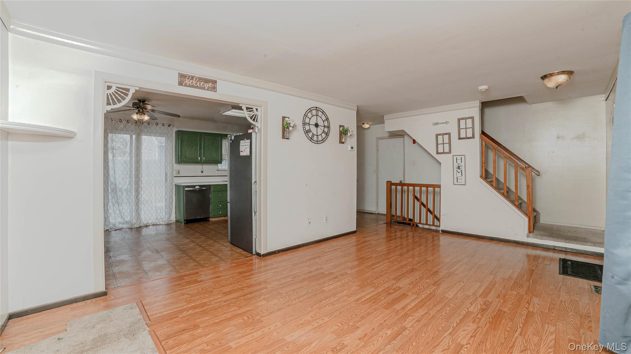 44 Oak Street