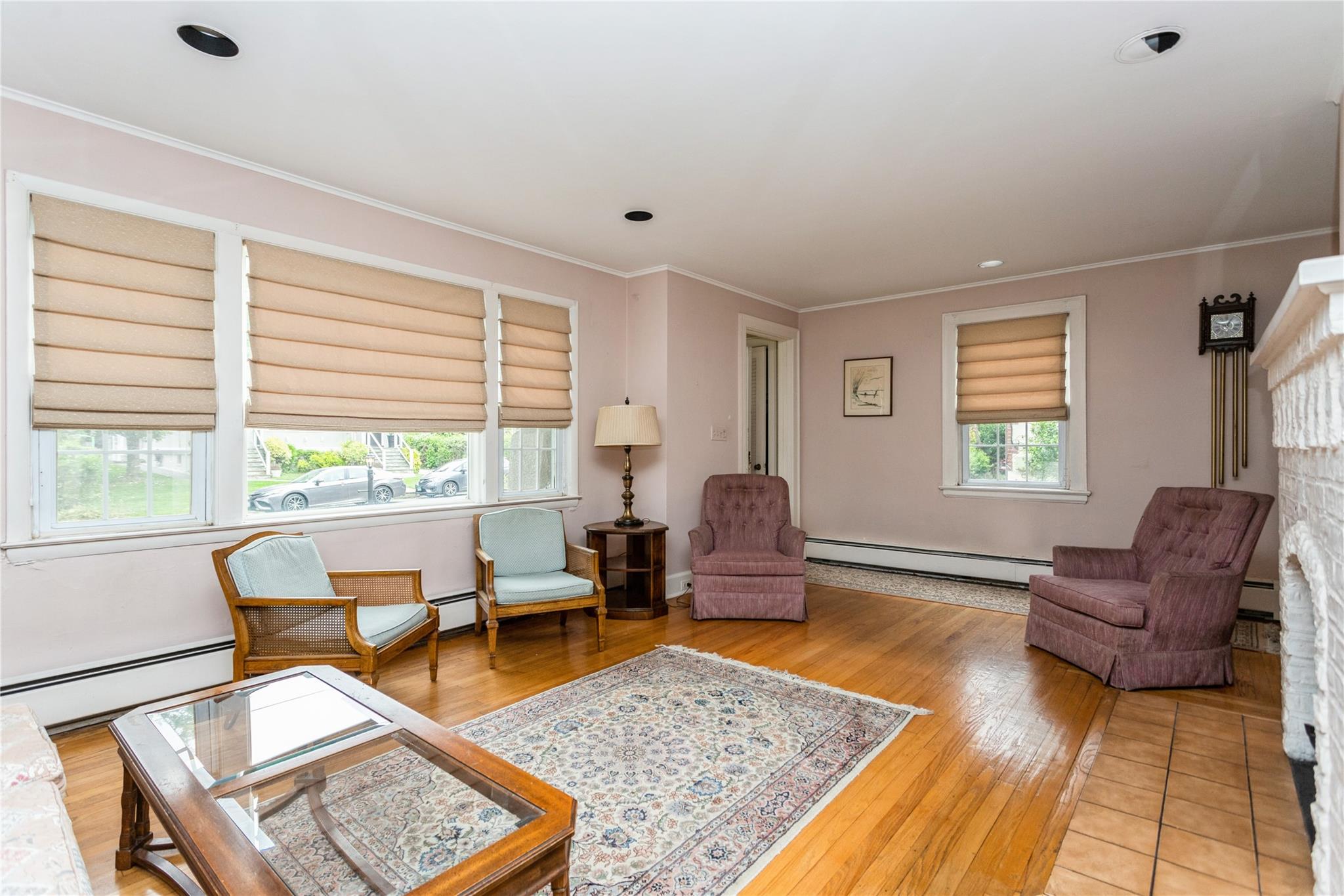 20 Harding Drive, New Rochelle, New York image 4