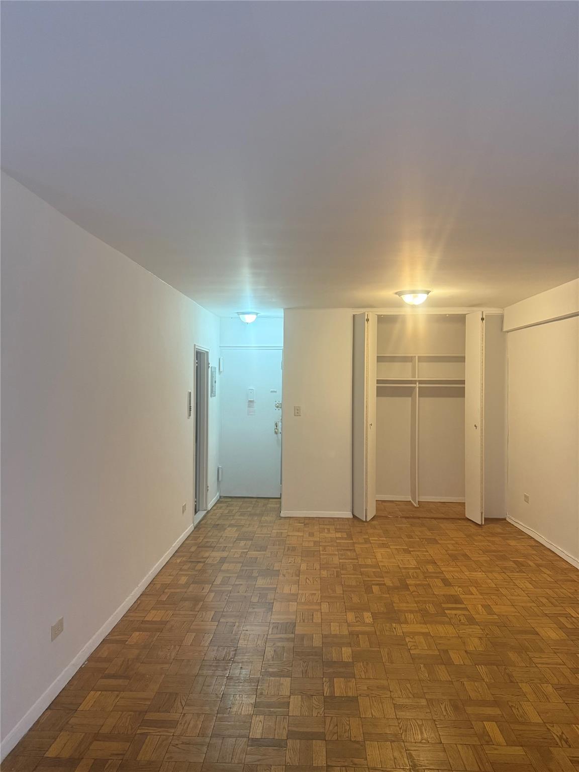 665 Thwaites Place 1X