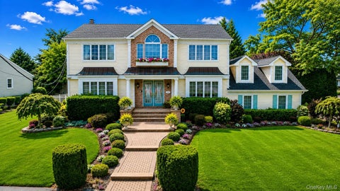 Homes For Sale - 150 Harborview Drive<br/> Massapequa, NY 11758