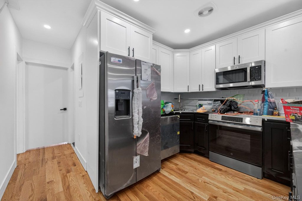 Photo of 13205 109th Avenue, South Ozone Park, NY 11420 (MLS # 961468)