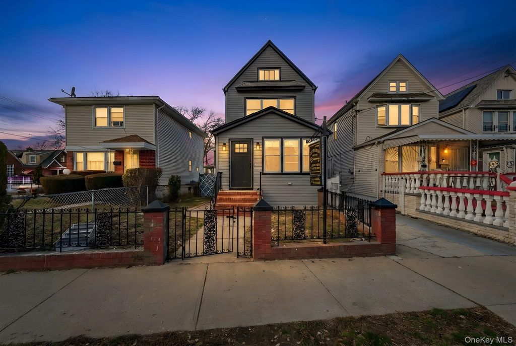 Photo of 13205 109th Avenue, South Ozone Park, NY 11420 (MLS # 961468)