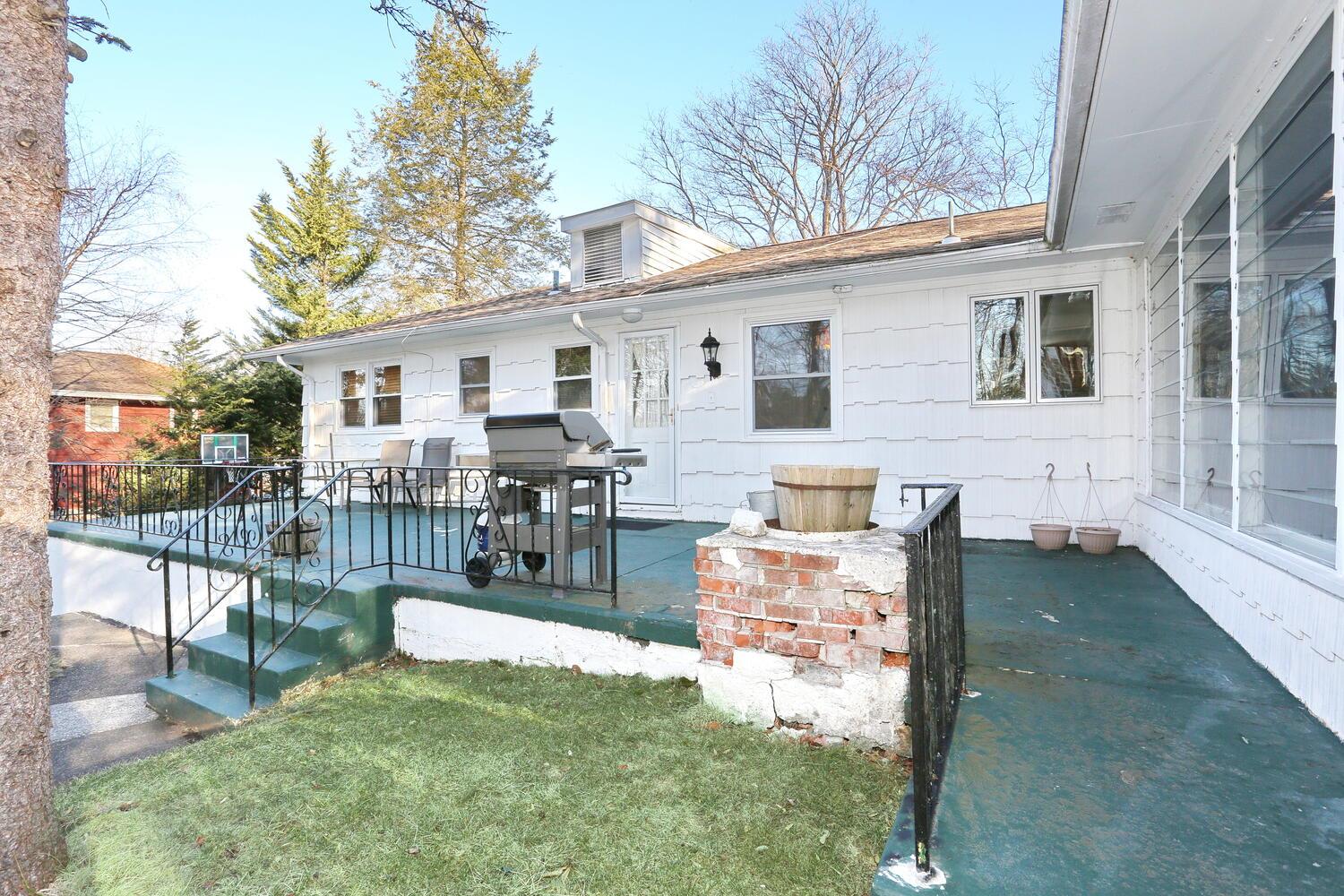 10 Glenbrook Road, Monsey, New York image 42
