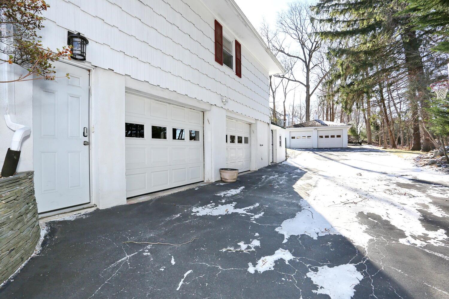 10 Glenbrook Road, Monsey, New York image 33