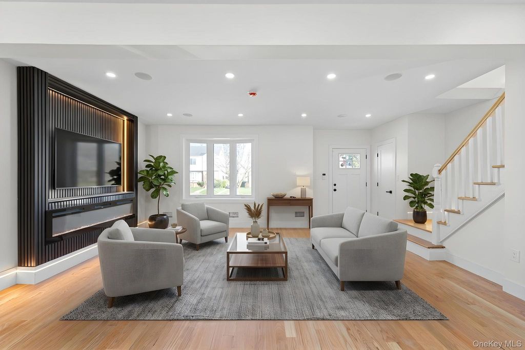 Photo of 11634 229th Street, Cambria Heights, NY 11411 (MLS # 984848)