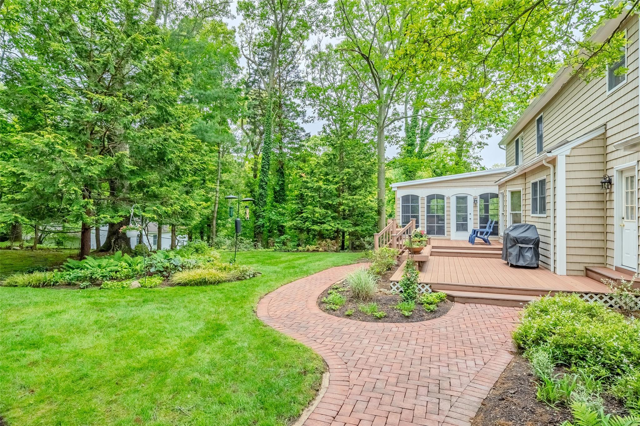 12 Nadworny Lane, Stony Brook, New York image 9
