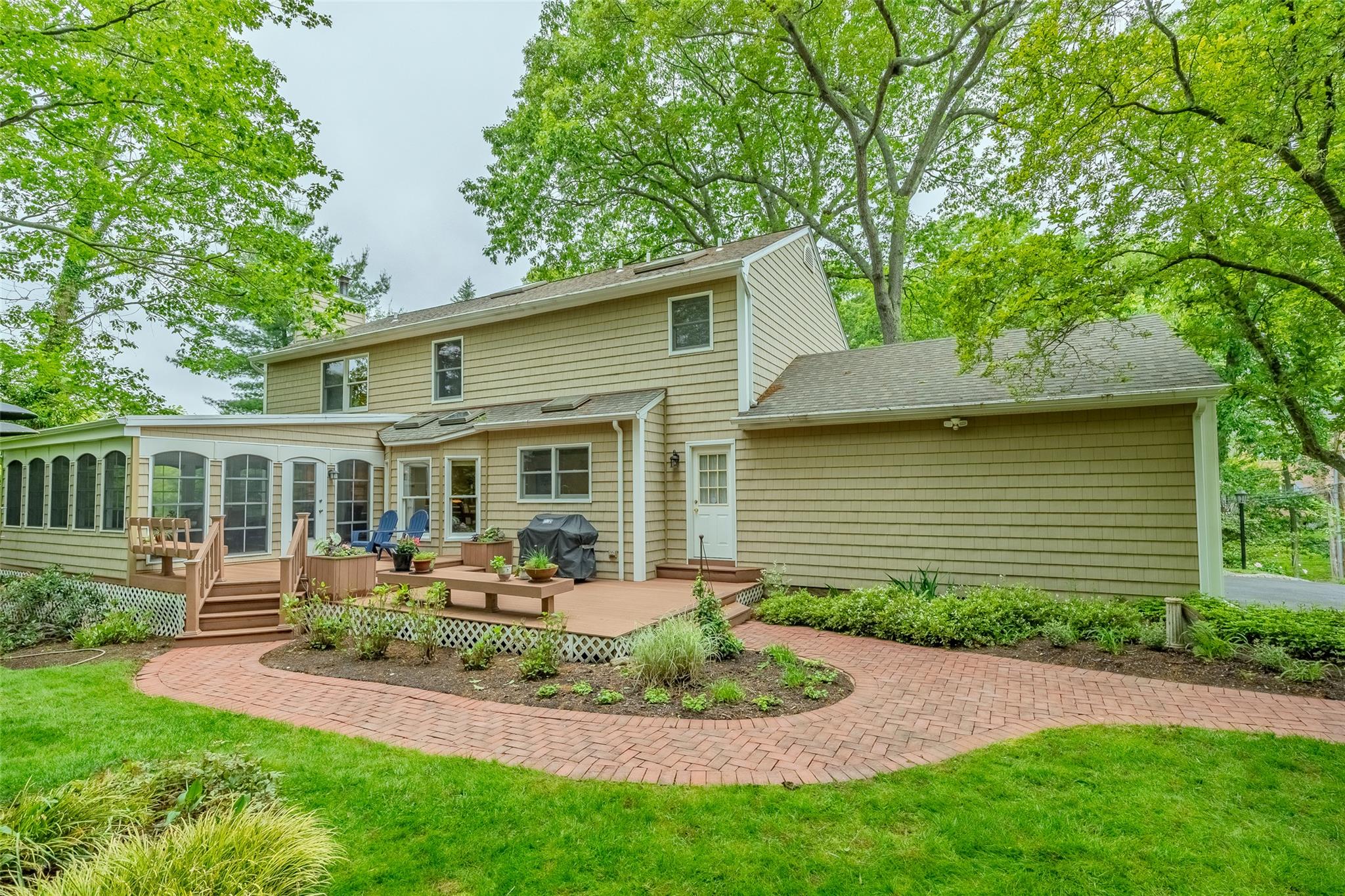 12 Nadworny Lane, Stony Brook, New York image 5