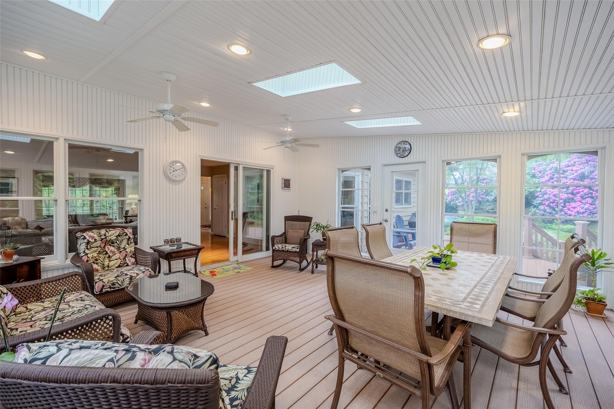 12 Nadworny Lane, Stony Brook, New York image 46