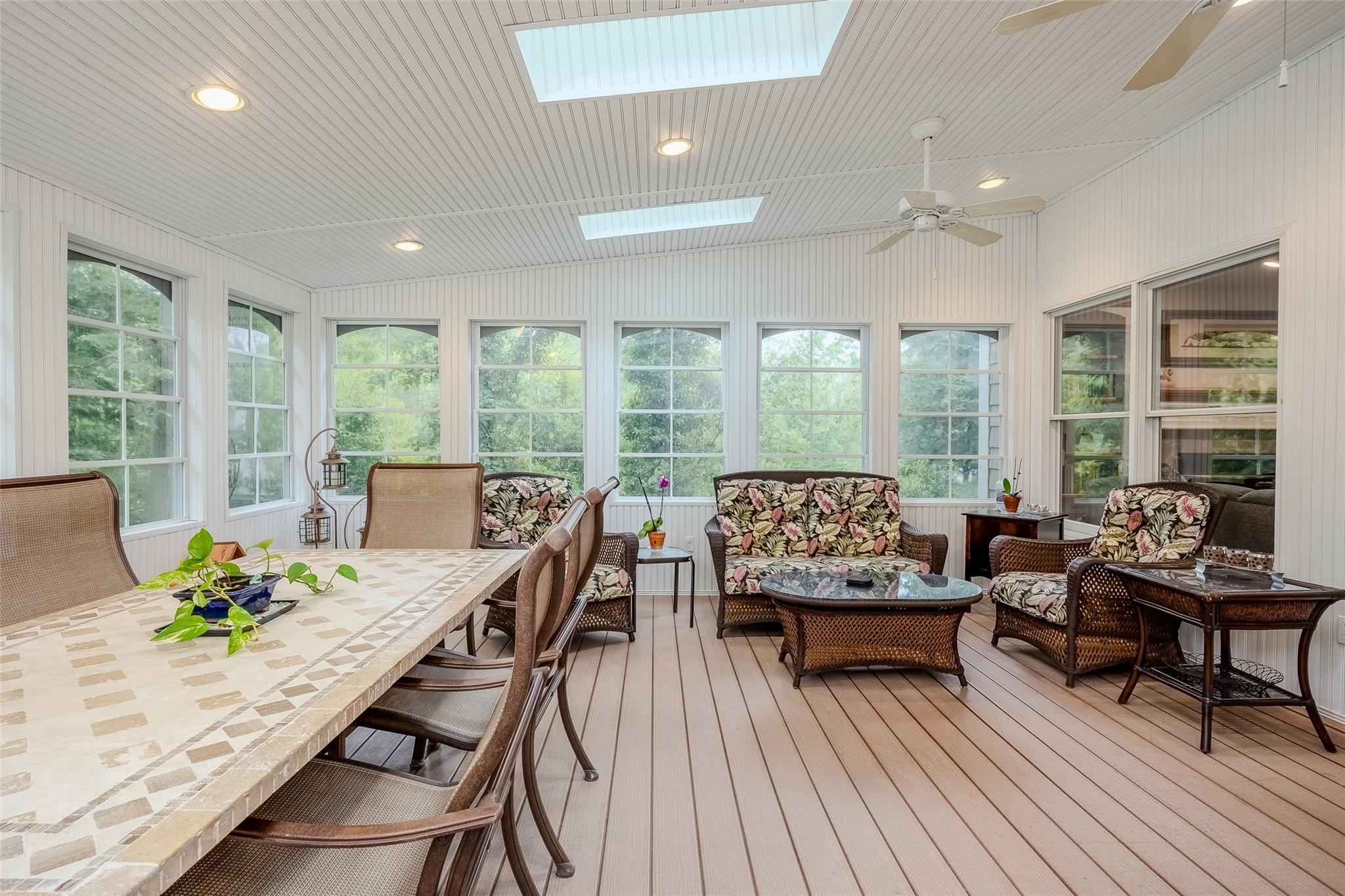 12 Nadworny Lane, Stony Brook, New York image 45