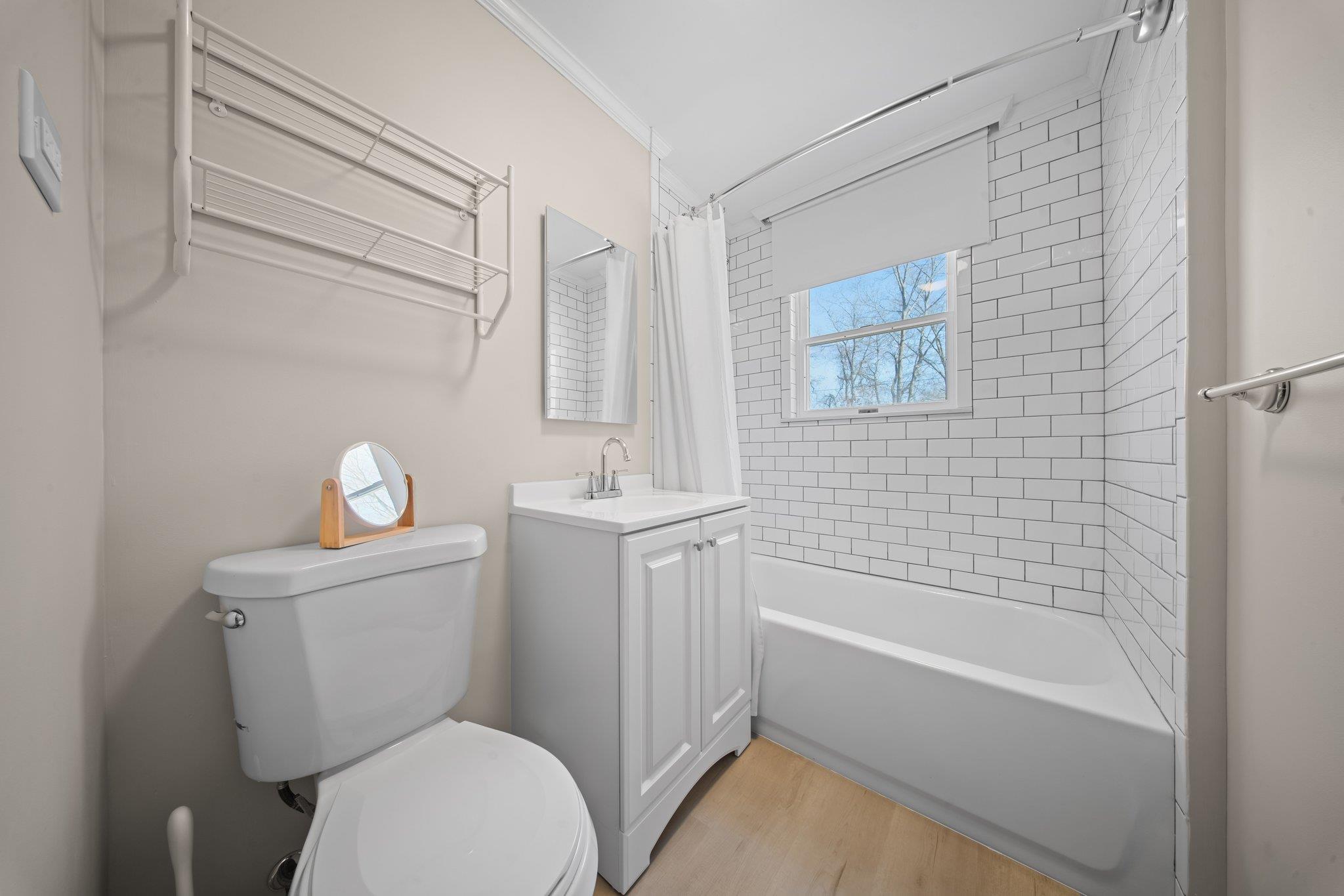 3 Hopewell Drive, Stony Brook, New York image 24