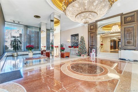 110-11 Queens Boulevard 32A Forest Hills NY 11375