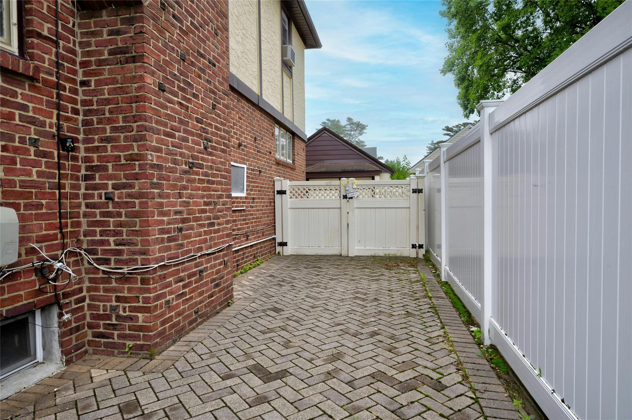 220 Belmont Parkway