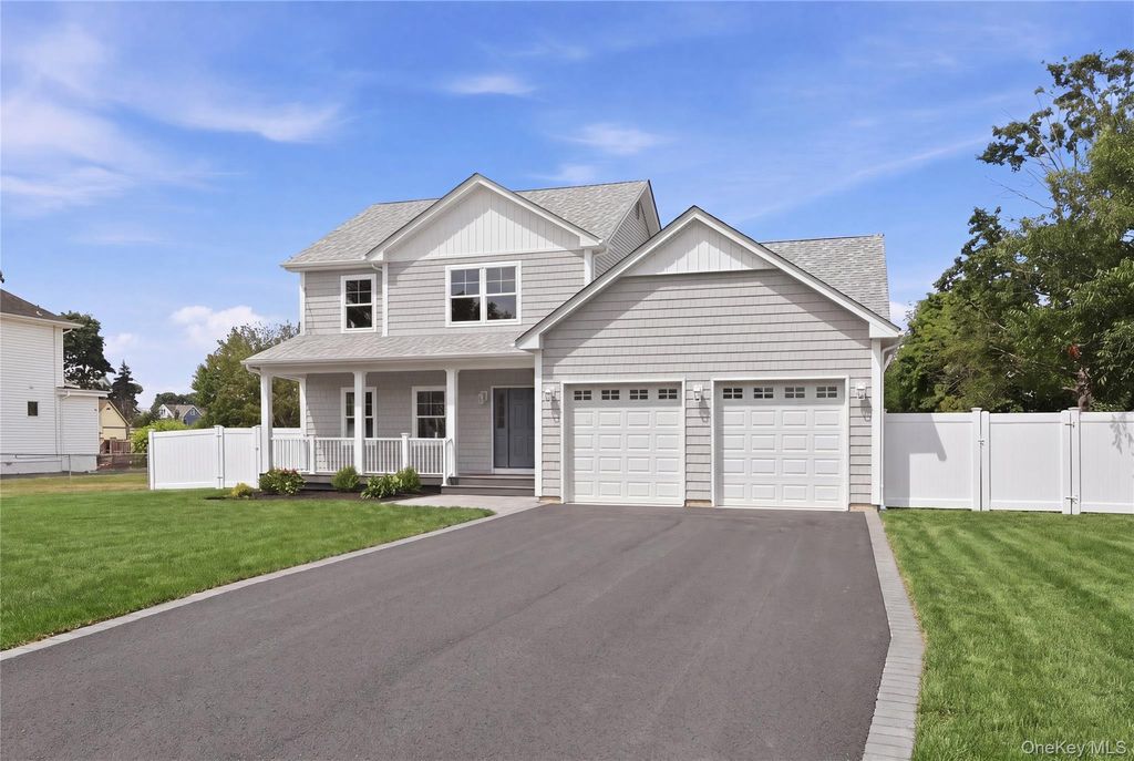 Photo of 152 Jayne Avenue, Patchogue, NY 11772 (MLS # 1027521)