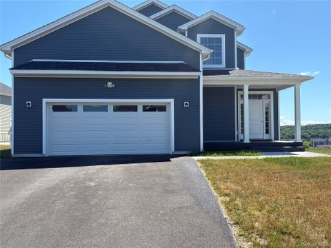 Homes For Sale - 34 Dartmouth Drive<br/> Poughkeepsie, NY 12603