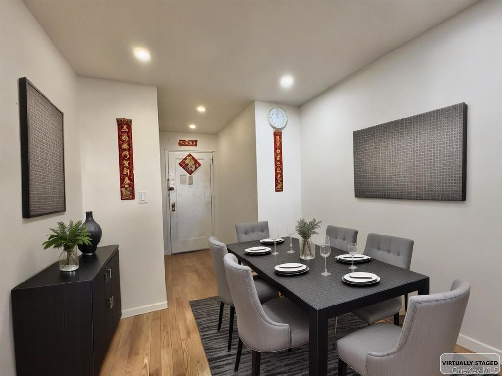 Photo of 25-34 Union Street #2D, Flushing, NY 11354 (MLS # 959438)
