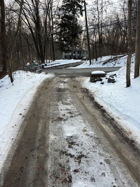 Vacant Land For Sale - Gallows Hill Road<br/> Cortlandt Manor, NY 10567