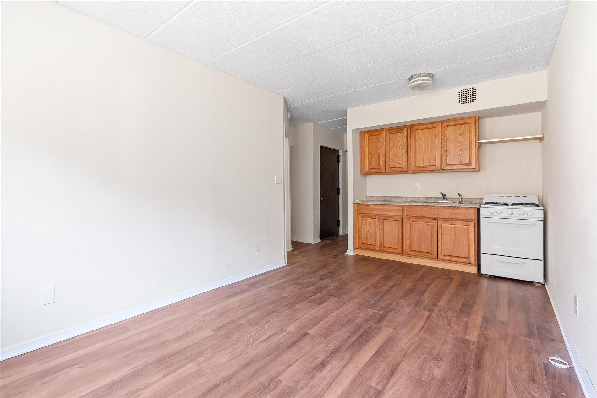 140-12 33rd Avenue #101, Flushing, New York image 2