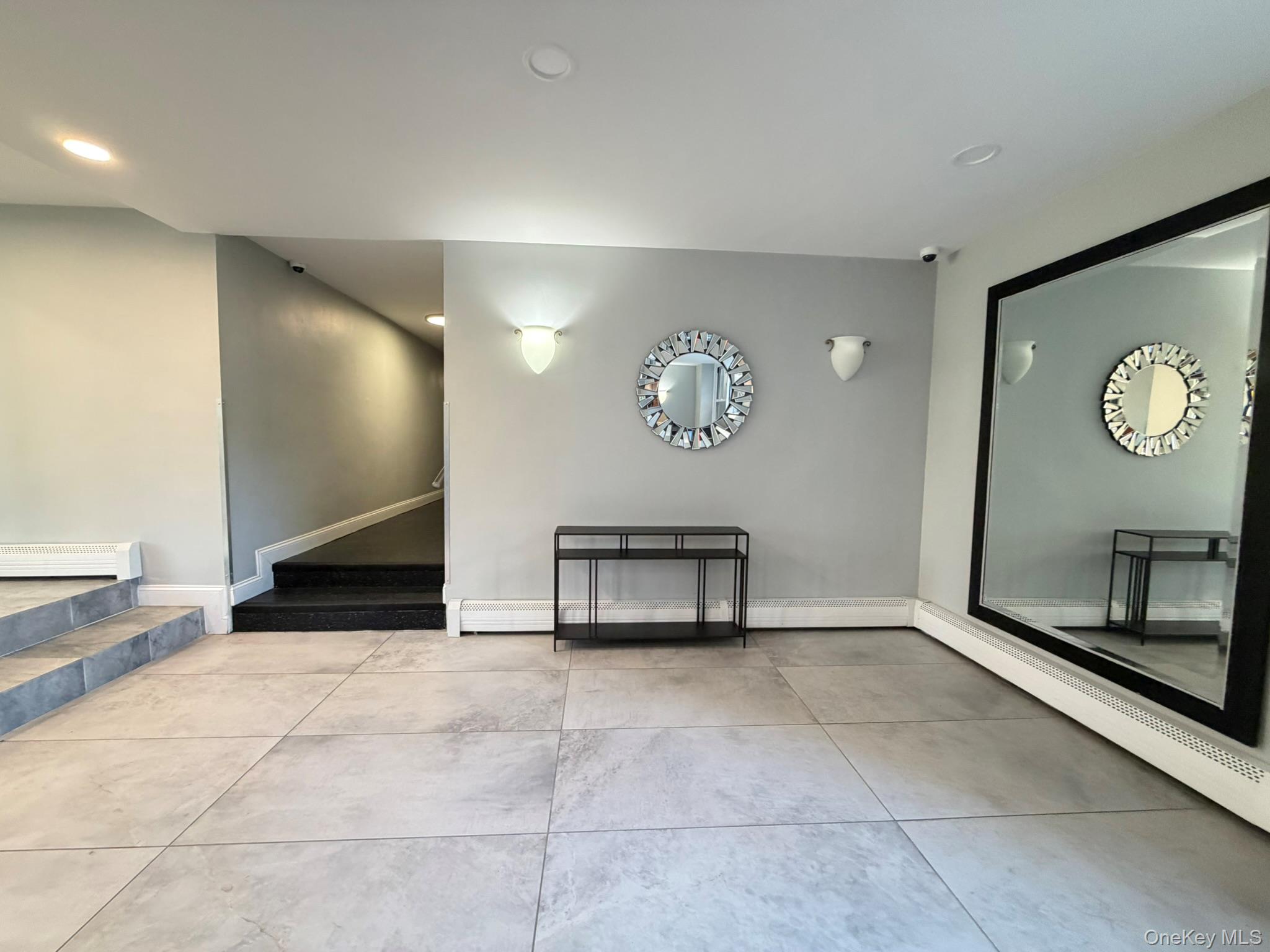 185 S Middle Neck Road 3C