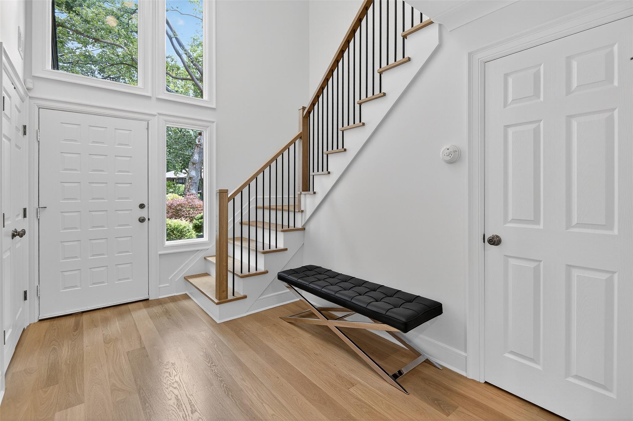 25 Meadowood Drive