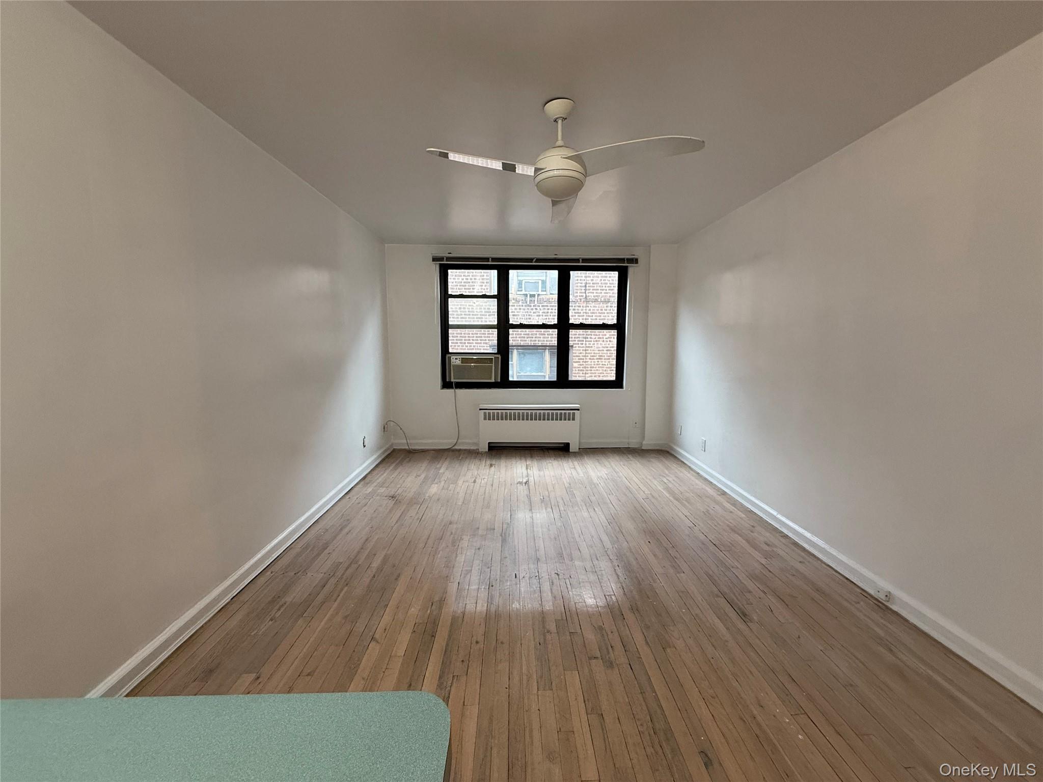 15 Canterbury Road D13