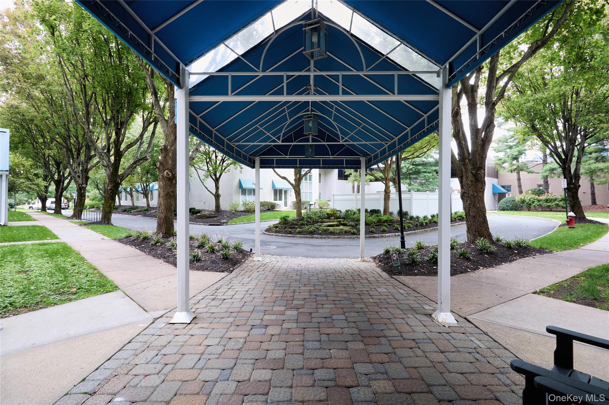 213 Devries Court 213