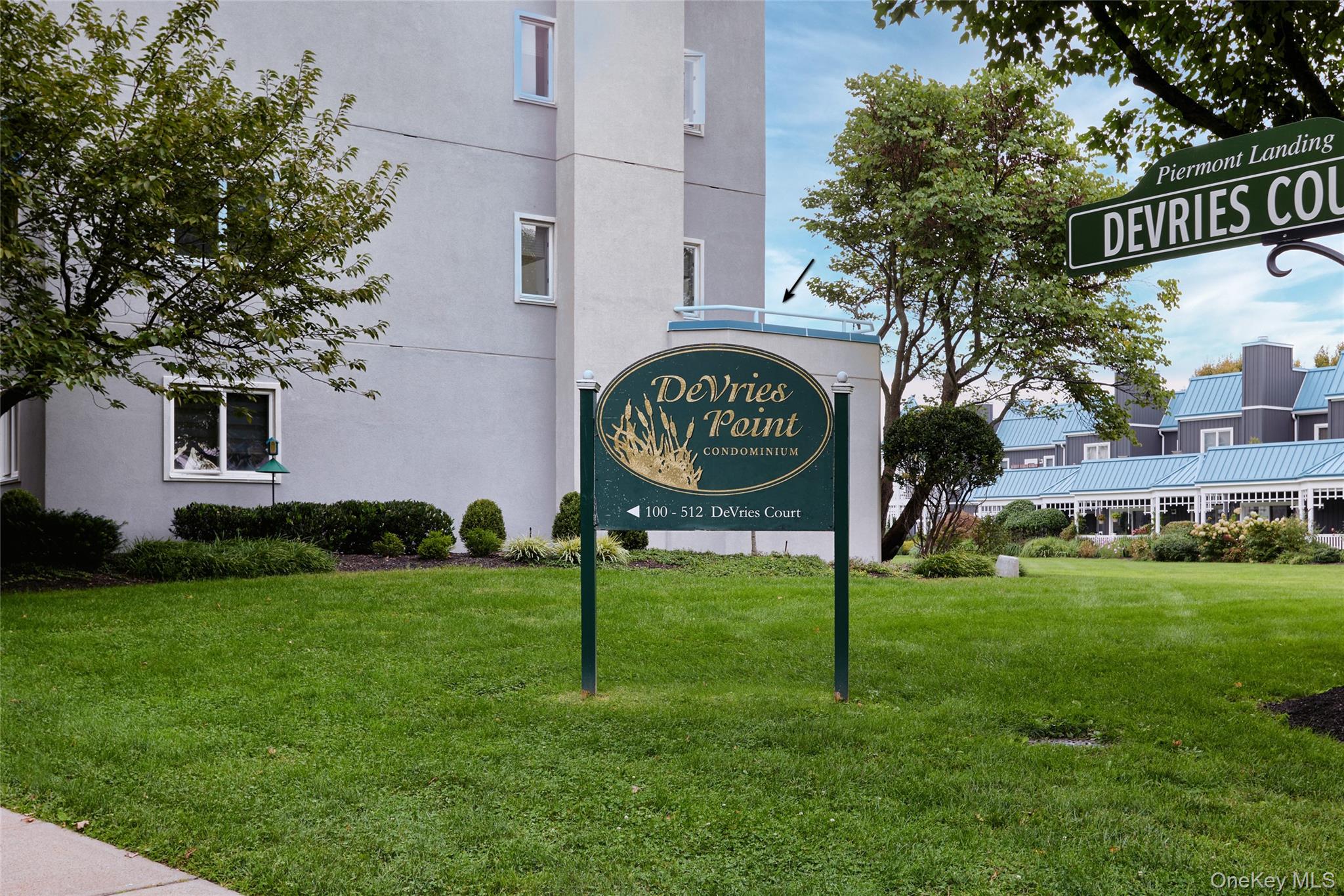 213 Devries Court 213