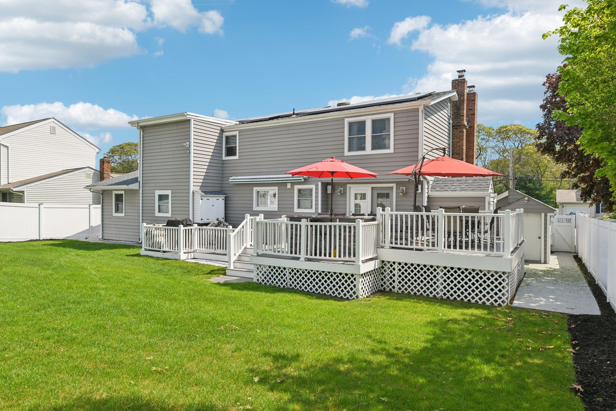 22 Galaxie Lane, Selden, New York image 35