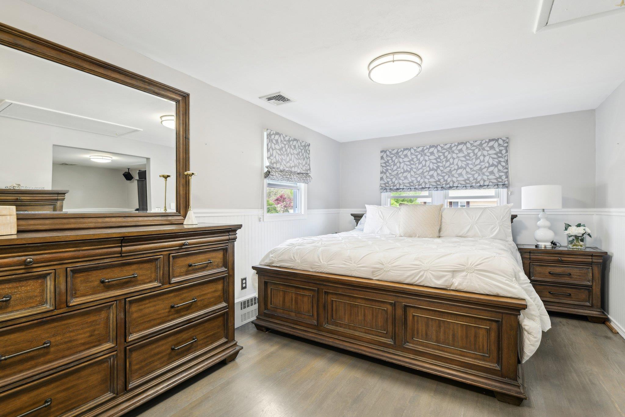 22 Galaxie Lane, Selden, New York image 19