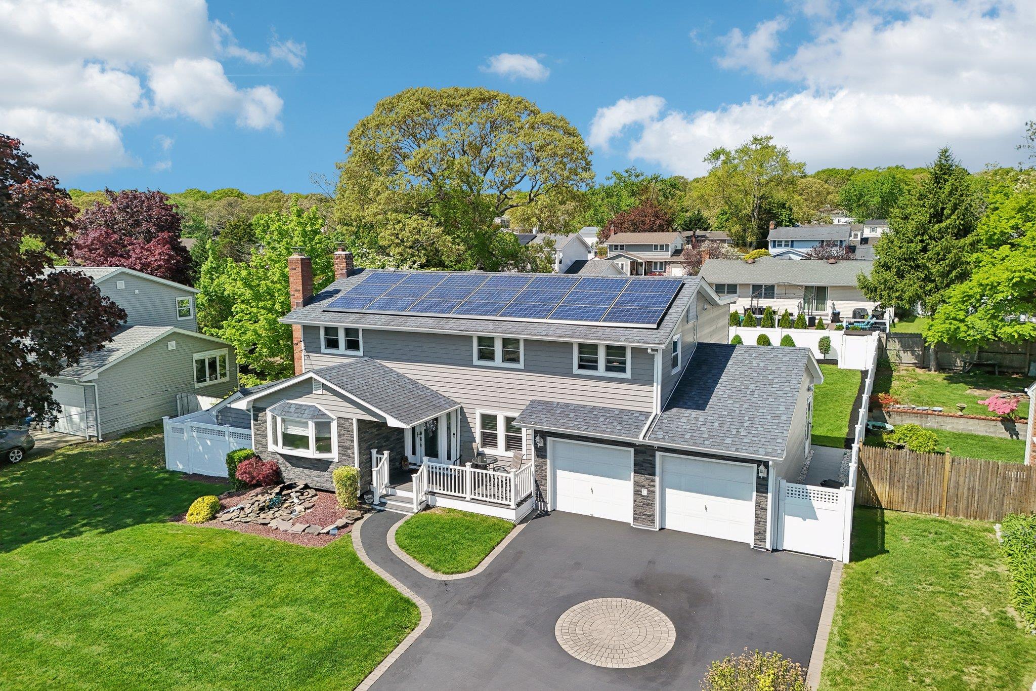 22 Galaxie Lane, Selden, New York image 40