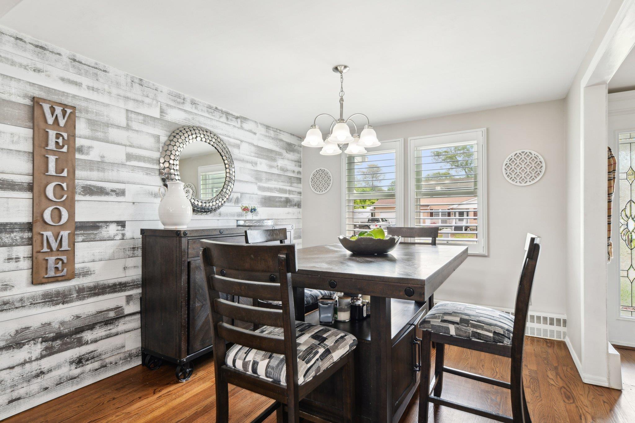 22 Galaxie Lane, Selden, New York image 15